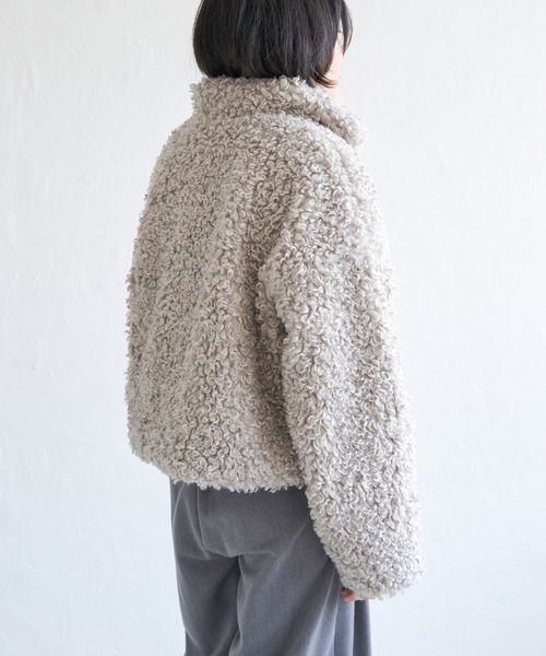 VENCEEXCHANGE（ヴァンスエクスチェンジ）の「プードルファースタンドジャケット/スタンドカラー/ショートジャケット（ブルゾン・レディース・ブラウン/ライトグレー・M）」の3枚目の写真