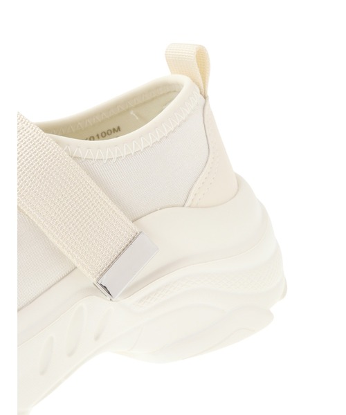 Green Parks(グリーンパークス)の「RUPIS. クロスベルトスニーカー(スニーカー・レディース・アイボリー/ブラック・M/S/L)」の9枚目の写真