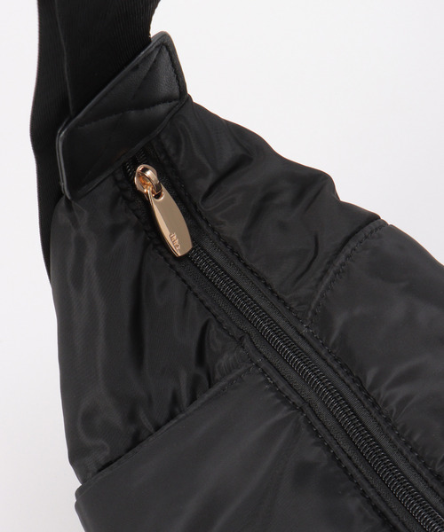 ikka（イッカ）の「ハーフムーンボンディングショルダーバッグ（ショルダーバッグ・レディース・ブラック/グレー/ブラウン・FREE）」の12枚目の写真