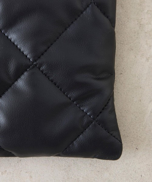 EFOLE（エフォル）の「Quilting flat tote bag / キルティング フラット トートバッグ（トートバッグ・レディース・シルバー/ブラック・FREE）」の6枚目の写真