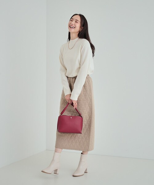 SHOO・LA・RUE（シューラルー）の「【高レビュー/洗える】ちくちくしにくい なめらかハイネックニット（ニット/セーター・レディース・グリーン系/オフホワイト/グレー/ブラック/ベビーピンク/ライトブルー・02/03/04）」の12枚目の写真