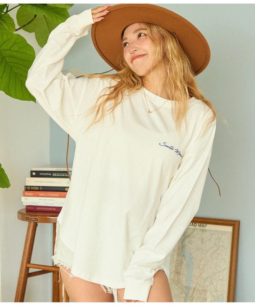 anap mimpi（アナップミンピ）の「オルテガ柄 ラウンドヘム 長袖 ビッグ ロンT（Tシャツ/カットソー・レディース・オフホワイト/キナリ/ダークグレー・FREE）」の5枚目の写真