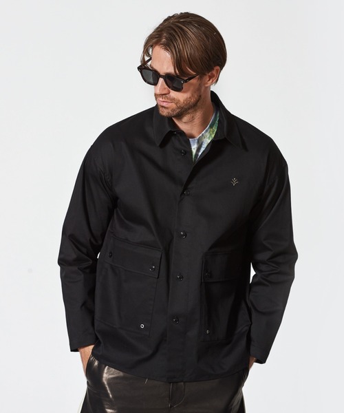 ACANTHUS(アカンサス)の「ACANTHUS:Military Shirt Jacket(ミリタリージャケット・メンズ・ホワイト/ブラック・S/M/L/XL)」の1枚目の写真