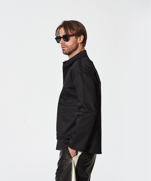 ACANTHUS(アカンサス)の「ACANTHUS:Military Shirt Jacket(ミリタリージャケット・メンズ・ホワイト/ブラック・S/M/L/XL)」の13枚目の写真