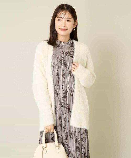 a.v.v（アーヴェヴェ）の「フェザーヤーントッパーカーディガン（カーディガン/ボレロ・レディース・アイボリー/モカ・40/38）」の3枚目の写真