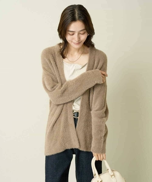 a.v.v（アーヴェヴェ）の「フェザーヤーントッパーカーディガン（カーディガン/ボレロ・レディース・アイボリー/モカ・40/38）」の9枚目の写真