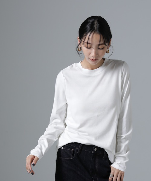 NANO universe（ナノユニバース）の「ジンジャー吸湿発熱抗菌防臭クルーネックカットソー（Tシャツ/カットソー・レディース・ブラック/ライトグレー/ホワイト・FREE）」の12枚目の写真