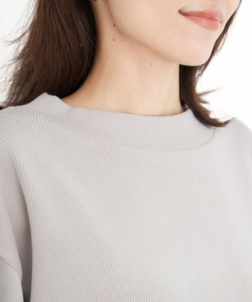 ikka（イッカ）の「ベロアコールフェイクプルオーバー（Tシャツ/カットソー・レディース・ダークベージュ/モカ/ピンク/チャコールグレー・M/L/S）」の19枚目の写真