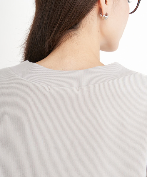 ikka（イッカ）の「ベロアコールフェイクプルオーバー（Tシャツ/カットソー・レディース・ダークベージュ/モカ/ピンク/チャコールグレー・M/L/S）」の21枚目の写真