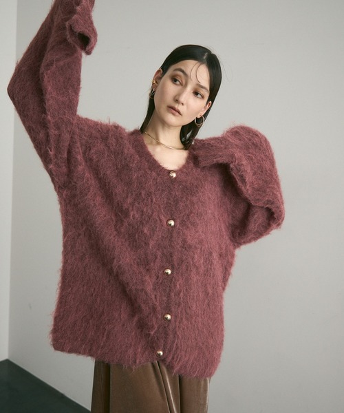 Lutim by u（ルチバイユー）の「BIG ボタン・シャギーニットカーディガン（カーディガン/ボレロ・レディース・レッド/モカ/チャコールグレー/ブラック/ナチュラル・FREE）」の5枚目の写真