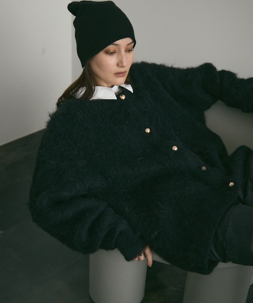 Lutim by u（ルチバイユー）の「BIG ボタン・シャギーニットカーディガン（カーディガン/ボレロ・レディース・レッド/モカ/チャコールグレー/ブラック/ナチュラル・FREE）」の16枚目の写真