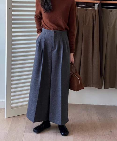 BANICO（バニコ）の「【Banico】ウールライクワイドストレートパンツ（スラックス・レディース・ブラック/ベージュ/グレー・SMALL/MEDIUM/LARGE）」の15枚目の写真