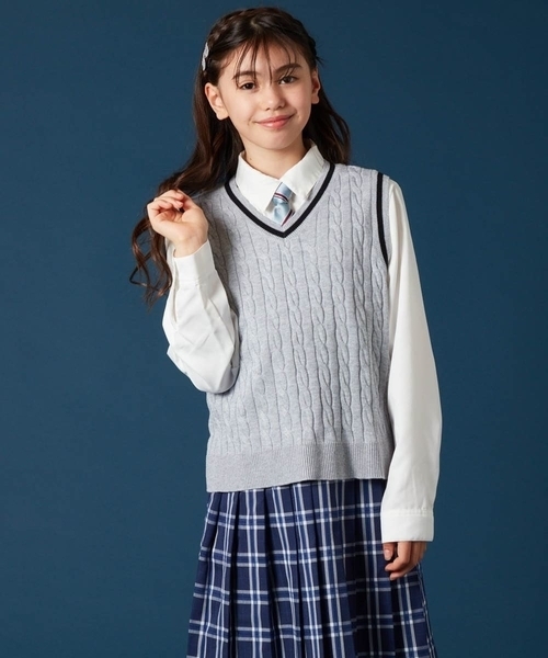 a.v.v（アーヴェヴェ）の「[140-160]【卒服】配色ニットベスト（ベスト・キッズ・ホワイト/ライトグレー・140/150/160）」の18枚目の写真