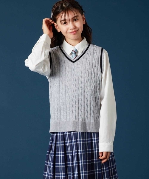 a.v.v（アーヴェヴェ）の「[140-160]【卒服】配色ニットベスト（ベスト・キッズ・ホワイト/ライトグレー・140/150/160）」の17枚目の写真