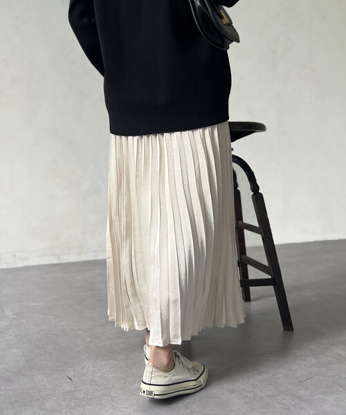 サテンプリーツスカート（スカート）｜Chez toi（シェトワ）