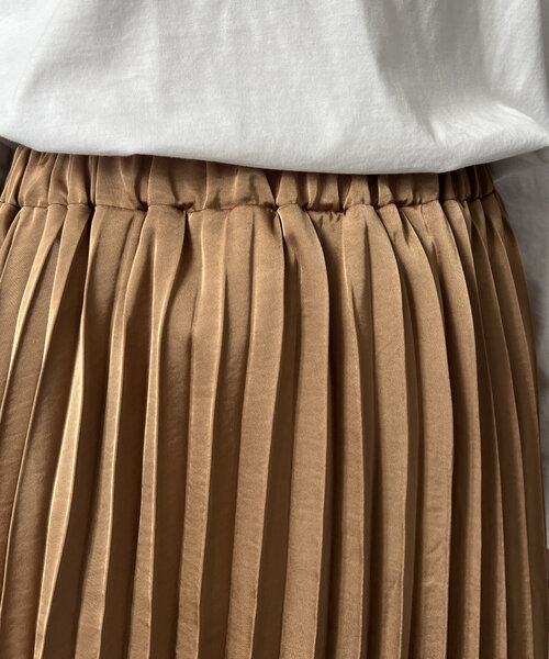 サテンプリーツスカート（スカート）｜Chez toi（シェトワ）