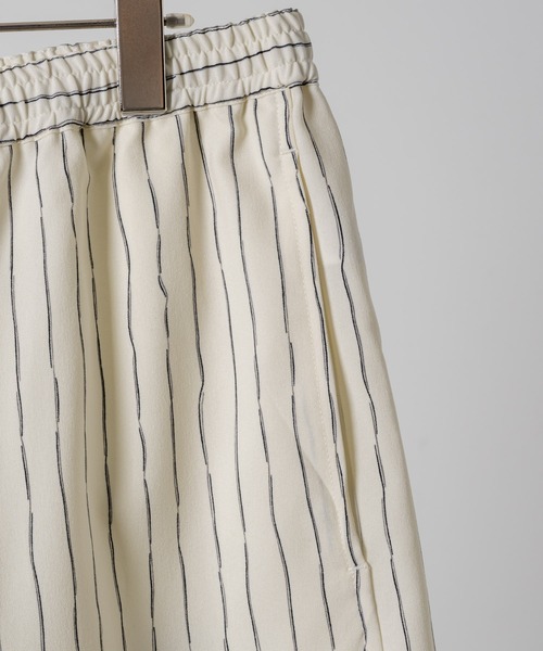 soerte(ソエルテ)の「HANDWRITTEN STRIPE HALF PANTS / ニュアンスストライプハーフパンツ(その他パンツ・メンズ・ホワイト/ブラウン・1/2)」の22枚目の写真