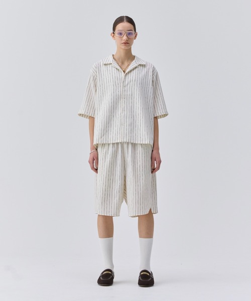 soerte(ソエルテ)の「HANDWRITTEN STRIPE HALF PANTS / ニュアンスストライプハーフパンツ(その他パンツ・メンズ・ホワイト/ブラウン・1/2)」の3枚目の写真