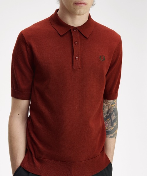 FRED PERRY(フレッドペリー)の「Cotton Knitted Polo Shirt/コットンニットポロシャツ(ポロシャツ・メンズ・ブルー/グリーン/ベージュ/オレンジ/ライトブルー/ブラック/ゴールド/ライトオリーブ/セージグリーン/ダークネイビー/ブラック系その他/ダークグリーン/ライトベージュ/ネイビー/サックスブルー/ブラウン・M/L/S)」の20枚目の写真