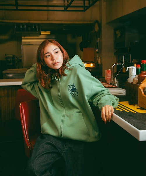HUF(ハフ)の「HOLD EM FULL ZIP HOODIE / HUF CASINO COLLECTION ハフ プリント ジップパーカー(パーカー・メンズ・ブラック/グリーン系その他・SMALL/MEDIUM/LARGE/X-LARGE/XX-LARGE)」の11枚目の写真