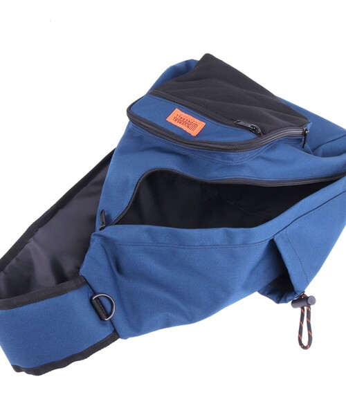 タグ付新品✨UNIVERSAL OVERALL ワンショルダーボディワラバッグ UNIVERSAL OVERALL ワンショルダーボディワラバッグ UVO-149A
