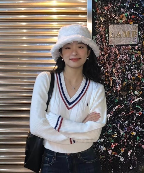 VIBGYOR（ヴィブジョー）の「短丈 ニットセーター ウサギ(BDS)（ニット/セーター・メンズ・ピンク/グリーン/ホワイト・FREE）」の8枚目の写真