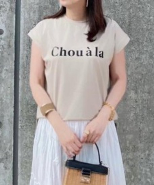 aquagarage(アクアガレージ)の「【L・LL追加】フレンチスリーブロゴTシャツ レディース 二の腕カバー 半袖Tシャツ 大きいサイズ(Tシャツ/カットソー・レディース・ブラック/グレイッシュベージュ/チャコール/ホワイト×シルバー/ホワイト・M/LL/L)」の15枚目の写真