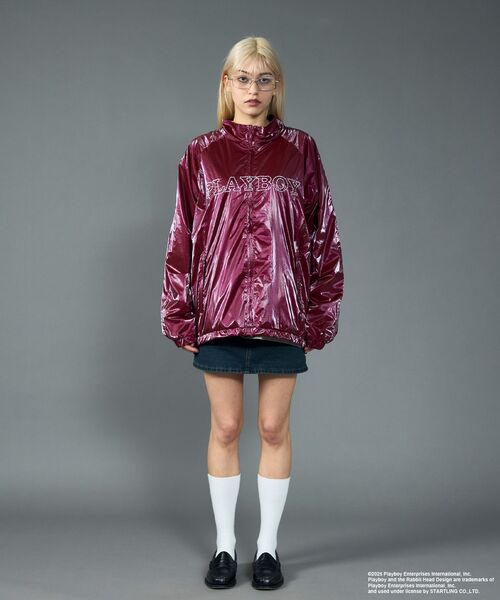 PLAYBOY（プレイボーイ）の「【SEQUENZ（シークエンズ）】PB COATING JACKET / プレイボーイ ジャケット コーティング フルジップ センターロゴ（ブルゾン・メンズ・バーガンディー/ブラック・SMALL/MEDIUM/LARGE）」の14枚目の写真