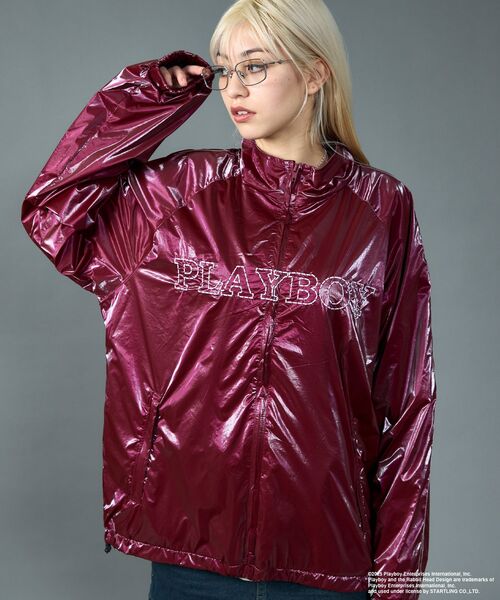 PLAYBOY（プレイボーイ）の「【SEQUENZ（シークエンズ）】PB COATING JACKET / プレイボーイ ジャケット コーティング フルジップ センターロゴ（ブルゾン・メンズ・バーガンディー/ブラック・SMALL/MEDIUM/LARGE）」の17枚目の写真