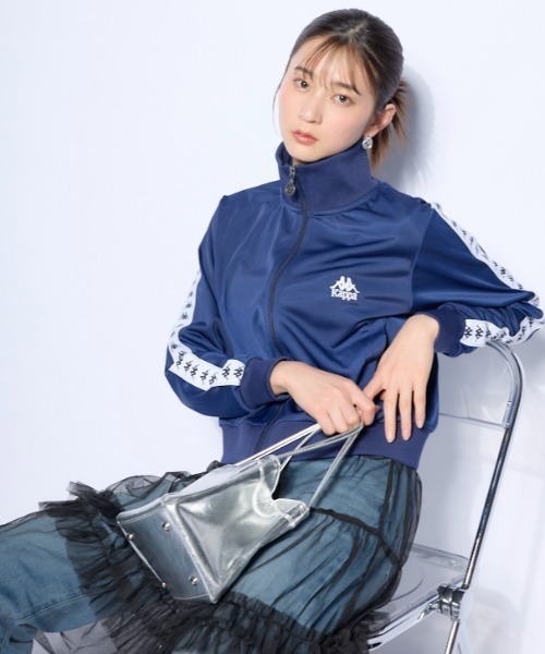 Kappa(カッパ)の「ジャージトラックジャケット(その他アウター・レディース・ネイビー/ホワイト・MEDIUM/LARGE/X-LARGE)」の2枚目の写真