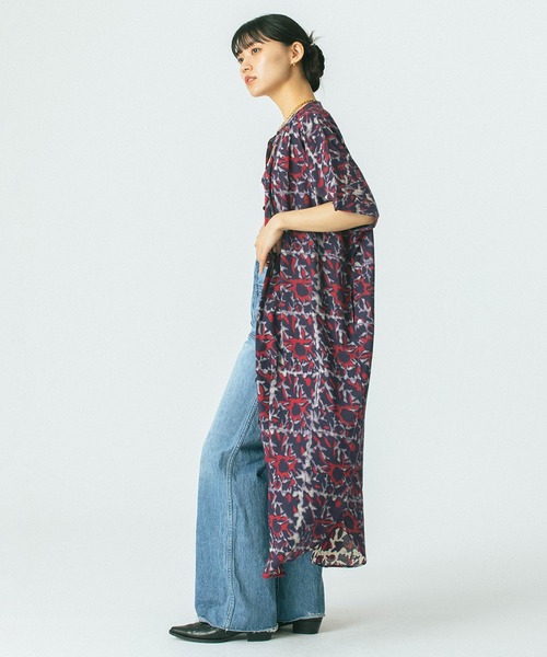ROSE BUD(ローズバッド)の「(GENE HEAVENS)INDIGO FLOWER SHIRTS OP(ワンピース・レディース・レッド・ONE SIZE)」の4枚目の写真