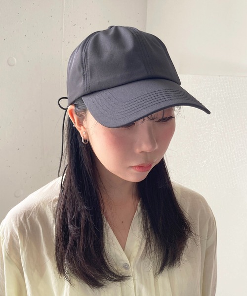 Casselini(キャセリーニ)の「Casselini(キャセリーニ)バックコードリボンキャップ(キャップ・レディース・アイボリー/ブラック・FREE)」の4枚目の写真