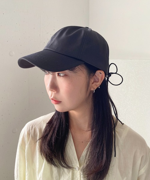 Casselini(キャセリーニ)の「Casselini(キャセリーニ)バックコードリボンキャップ(キャップ・レディース・アイボリー/ブラック・FREE)」の5枚目の写真