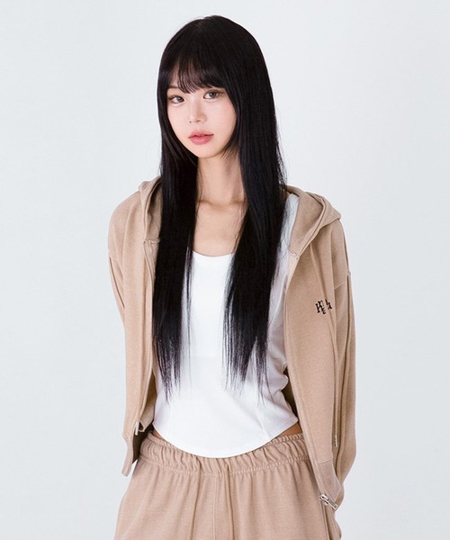 muahmuah(ムーアムーア)の「A'GEM/9 × .kom 『muah muah/ムーアムーア』 STITCH LOGO PIGMENT HOOD ZIPUP/ステッチロゴ ピグメントフードジップアップパーカー(パーカー・レディース・チャコールグレー/ベージュ・FREE)」の5枚目の写真