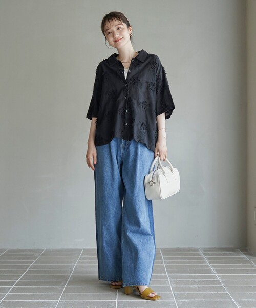 coen（コーエン）の「【新色登場・追加】3Dフラワー刺繍 ハーフスリーブシャツ（シャツ/ブラウス・レディース・ロイヤルブルー/ブラック/オフホワイト/ナチュラル/ライム・M/L）」の18枚目の写真