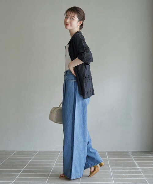 coen（コーエン）の「【新色登場・追加】3Dフラワー刺繍 ハーフスリーブシャツ（シャツ/ブラウス・レディース・ロイヤルブルー/ブラック/オフホワイト/ナチュラル/ライム・M/L）」の19枚目の写真