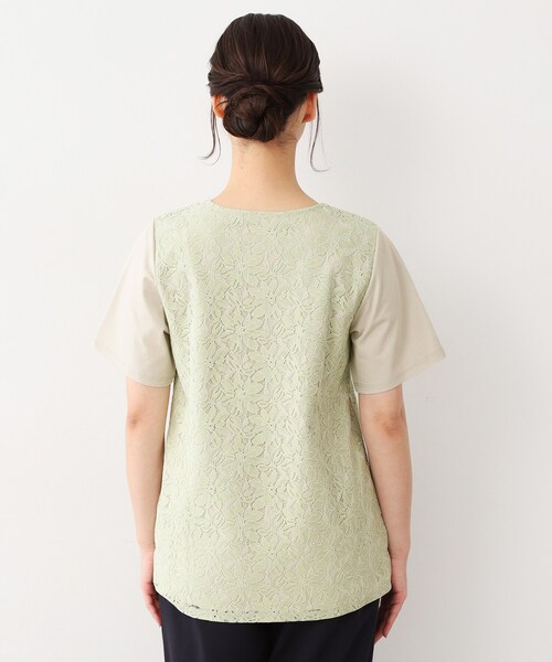 LAURA ASHLEY(ローラアシュレイ)の「【人気デザインがアップデート!洗える】身頃レースTシャツ(Tシャツ/カットソー・レディース・オフホワイト/ライトグリーン/ネイビー・40/38)」の7枚目の写真