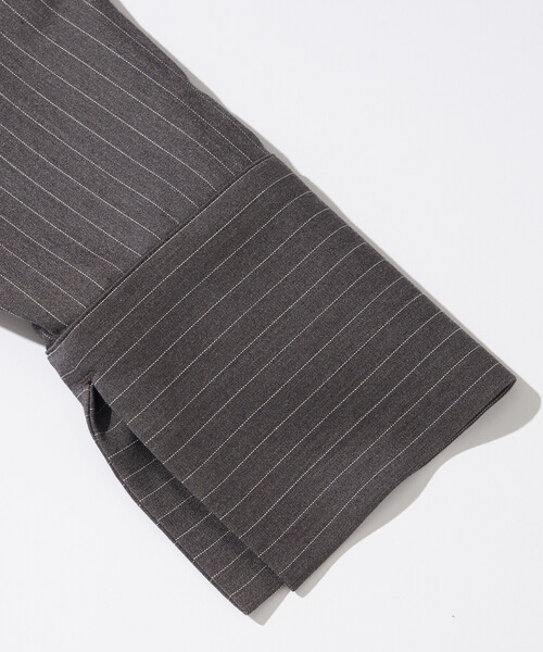 Firsthand（ファーストハンド）の「Firsthand/ファーストハンド ピンストライプ 深Vネック ロングスリーブ ワンピース / サイドスリット 長袖ロングワンピース（ワンピース・レディース・チャコールグレー/グレー・S/M）」の20枚目の写真