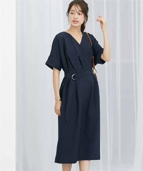 7days Life Styling(セブンデイズライフスタイリング)の「麻調合繊カシュクールタイトスカートワンピース(しわになりにくい・接触冷感・UVカット・ウォッシャブル)<大きいサイズ有>(ワンピース・レディース・グリーン/モカ/ネイビー・S/M/L/LL/3L/4L/5L/6L)」の3枚目の写真