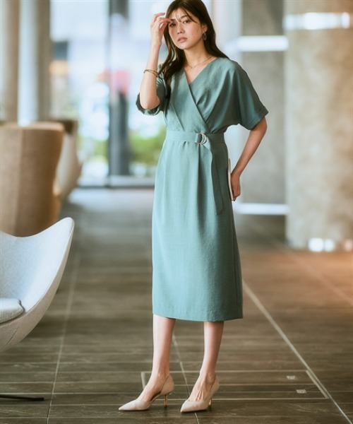7days Life Styling(セブンデイズライフスタイリング)の「麻調合繊カシュクールタイトスカートワンピース(しわになりにくい・接触冷感・UVカット・ウォッシャブル)<大きいサイズ有>(ワンピース・レディース・グリーン/モカ/ネイビー・S/M/L/LL/3L/4L/5L/6L)」の5枚目の写真
