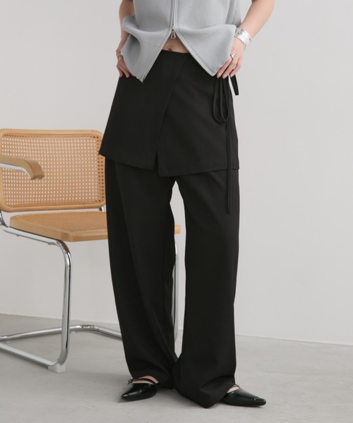 Aunt Marie's（アントマリーズ）の「スカートレイヤードタックスラックスパンツ（スラックス・レディース・ブラック/チャコールグレー・LARGE/MEDIUM/SMALL）」の2枚目の写真