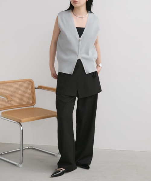 Aunt Marie's（アントマリーズ）の「スカートレイヤードタックスラックスパンツ（スラックス・レディース・ブラック/チャコールグレー・LARGE/MEDIUM/SMALL）」の11枚目の写真