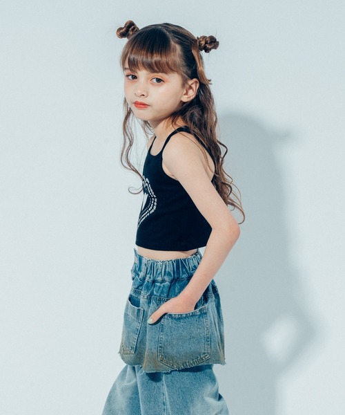 URBAN CHERRY（アーバンチェリー）の「【快適さらリブ素材】ハートロゴダブルストラップキャミソール（キャミソール・キッズ・ピンク/アイボリー/ブラック/ブルー・110cm/120cm/130cm/140cm/150cm）」の15枚目の写真