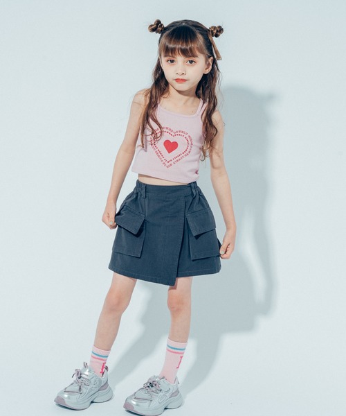 URBAN CHERRY（アーバンチェリー）の「【快適さらリブ素材】ハートロゴダブルストラップキャミソール（キャミソール・キッズ・ピンク/アイボリー/ブラック/ブルー・110cm/120cm/130cm/140cm/150cm）」の21枚目の写真