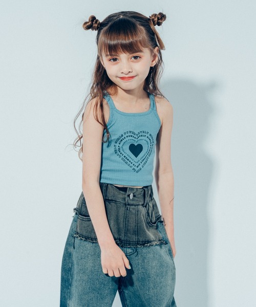 URBAN CHERRY（アーバンチェリー）の「【快適さらリブ素材】ハートロゴダブルストラップキャミソール（キャミソール・キッズ・ピンク/アイボリー/ブラック/ブルー・110cm/120cm/130cm/140cm/150cm）」の10枚目の写真