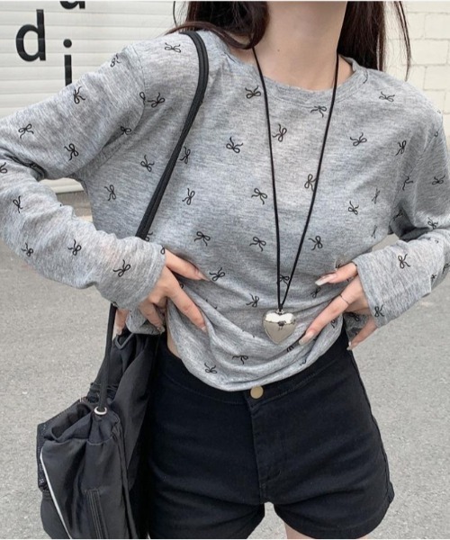 Vipoa（ヴィポア）の「リボンプリントロングTシャツ（Tシャツ/カットソー・レディース・ホワイト/グレー/ブラック・FREE）」の15枚目の写真