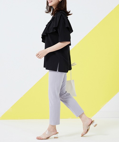 BELLUNA PLUS(ベルーナ)の「フリル異素材切替プルオーバー(Tシャツ/カットソー・レディース・ホワイト×ブラック/ワイン/ブラック/ダークブルー・MEDIUM/LARGE/X-LARGE)」の8枚目の写真