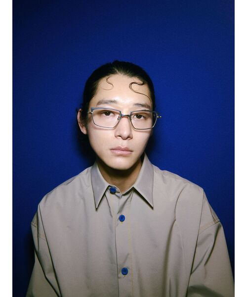 CARIN(カリン)の「【CARIN×UN3D.】EDGE LINE METAL SPECTACLES / カリン×アンスリード エッジラインメタルスペクタクル チタンフレーム(メガネ・レディース・ブラック/シルバー・FREE)」の12枚目の写真