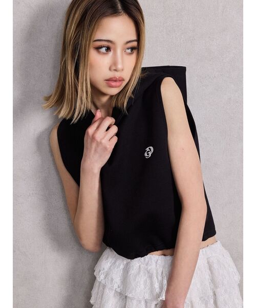 GYDA（ジェイダ）の「GD HEM スピンドルノースリショートパーカー（パーカー・レディース・オフホワイト/ブラック/ライトグレー・FREE）」の18枚目の写真