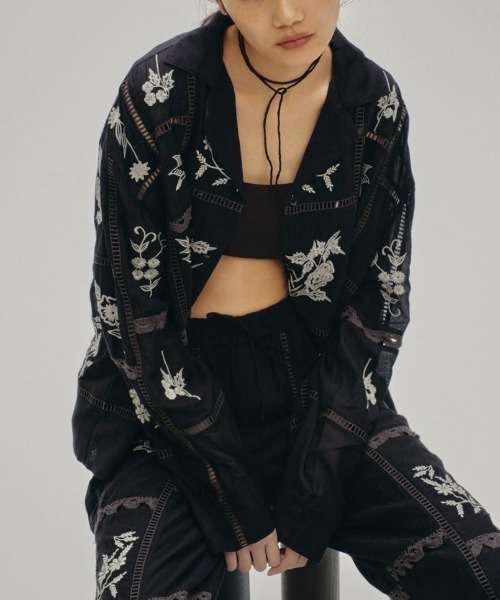 TODAYFUL（トゥデイフル）の「TODAYFUL Embroidery Patchwork Shirts